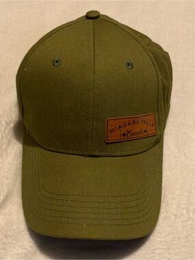 Niagara Falls, Canada hat